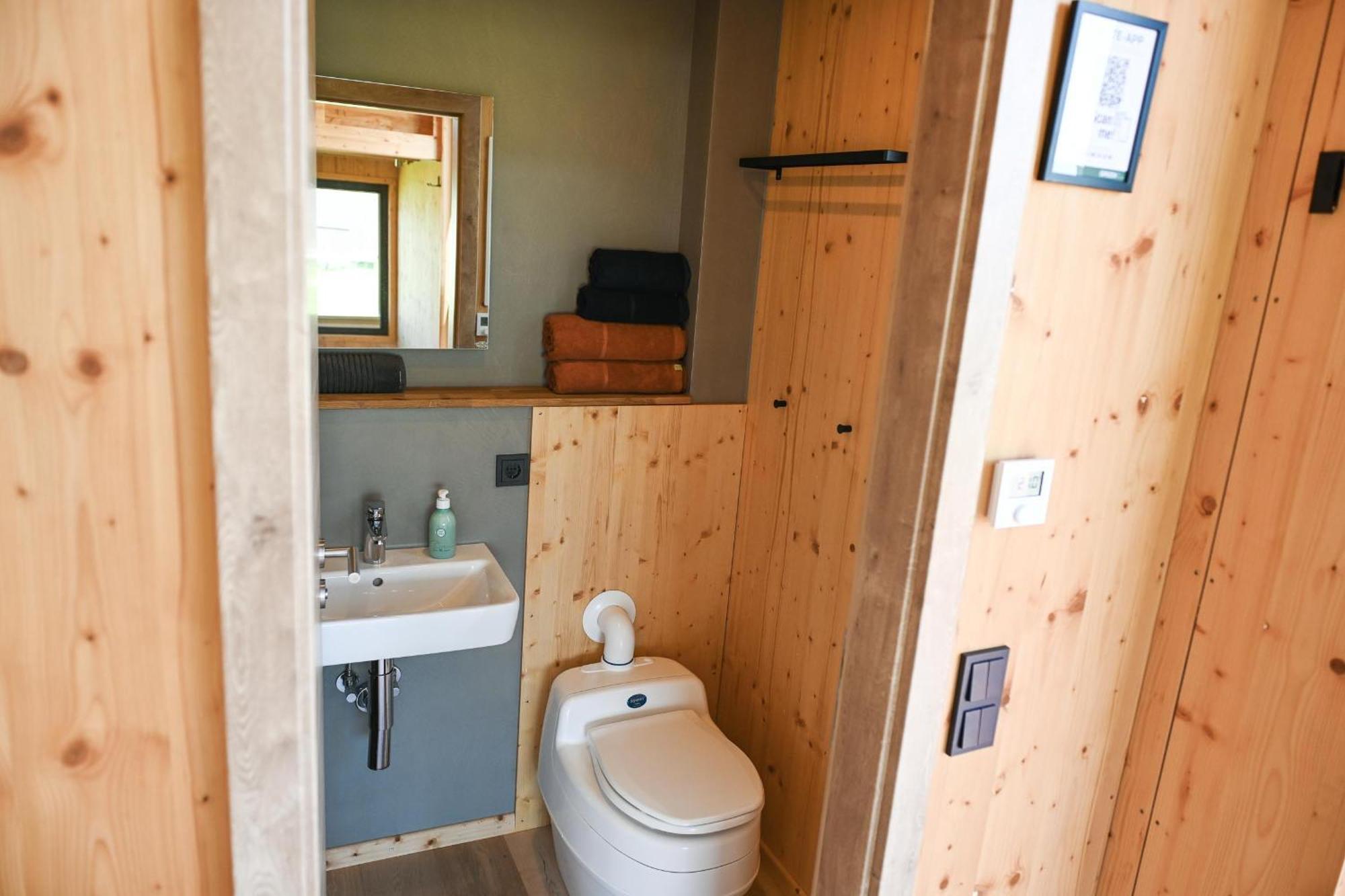 Tiny House Nature 9 Zur Kuhweide - Green Tiny Village Harlesiel 카롤리넨시엘 외부 사진